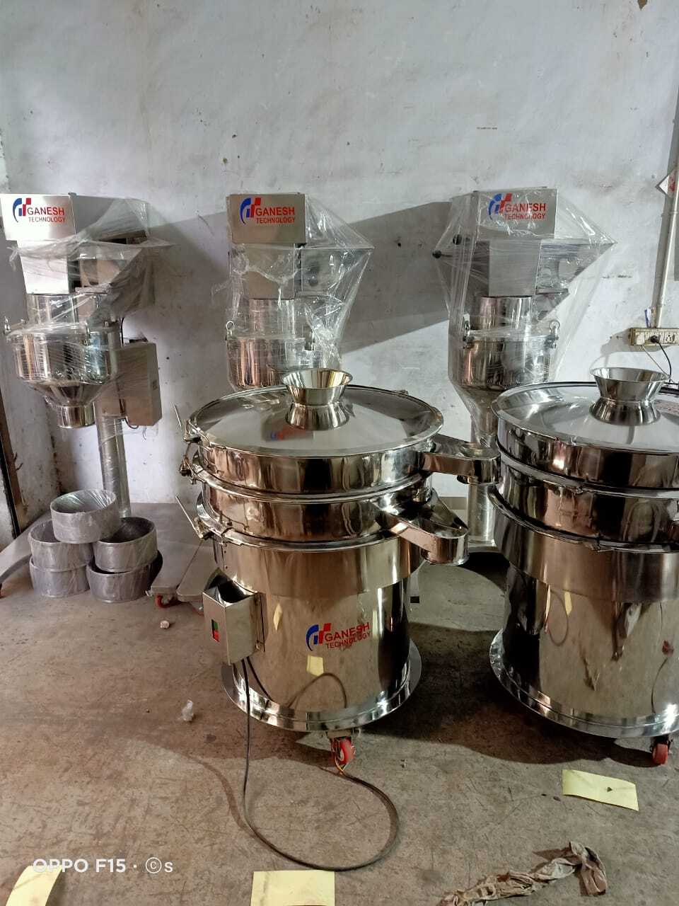 Vibro Sifter - Stainless Steel 316 Screen Dia. 752 Mm & 914 Mm Capacity 30-400 Kgs/hour Electric Motor 0.5-1 Hp 220-440v | Silver Finish Gyratory Motor Design