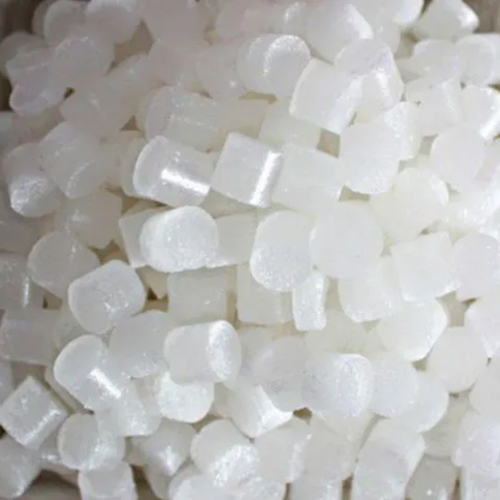 Camphor Essential Oil - High Purity Liquid | Store in a Dry Place, Available in Custom Volume (Kilogram)