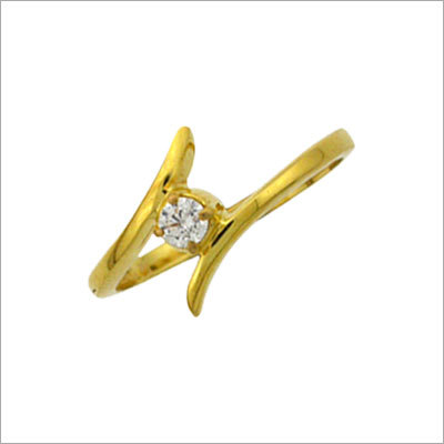 डिजाइनर गोल्ड रिंग्स