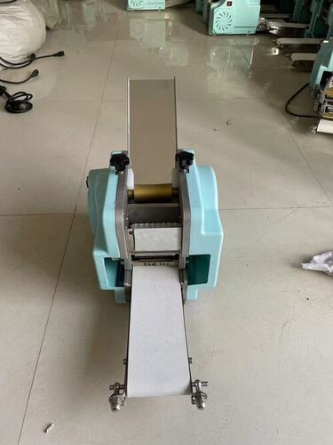 मोमो रोटी बनाने की मशीन