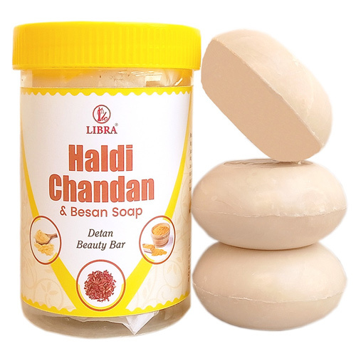 हल्दी चंदन और बेसन साबुन