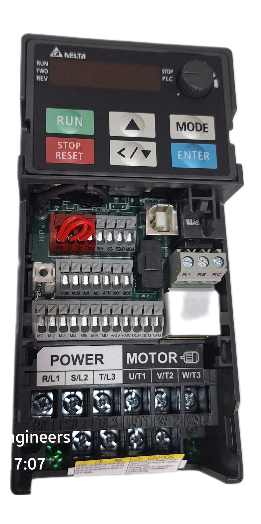 Delta Ms 300 1 Hp 220v Vfd4a8ms21ansaa - Input: 220v Single Phase, Output: 220v 3 Phase | Ideal For Industrial Applications
