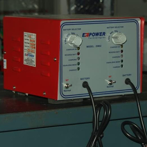 Em02 Battery Charger - Material: Stainless Steel