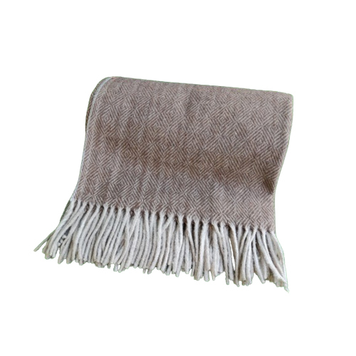 Brown Diamond Herringbone Tartan Woolen Blankets Age Group: Adults