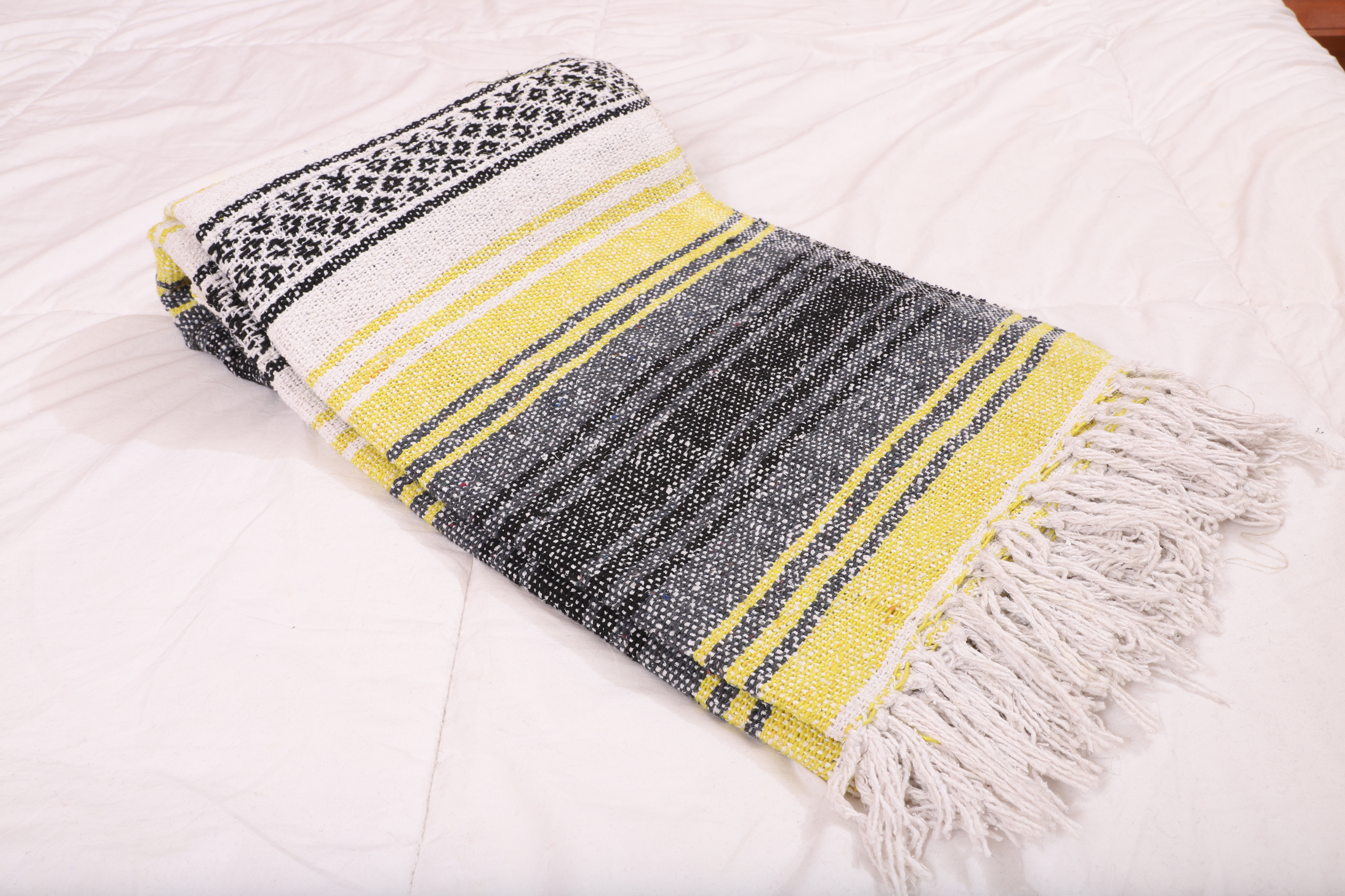 Light Yellow Falsa Woolen Blanket - Wool Material, Full Size, Multicolor Design | Stylish Stripe Pattern For Cozy Living And Warmth