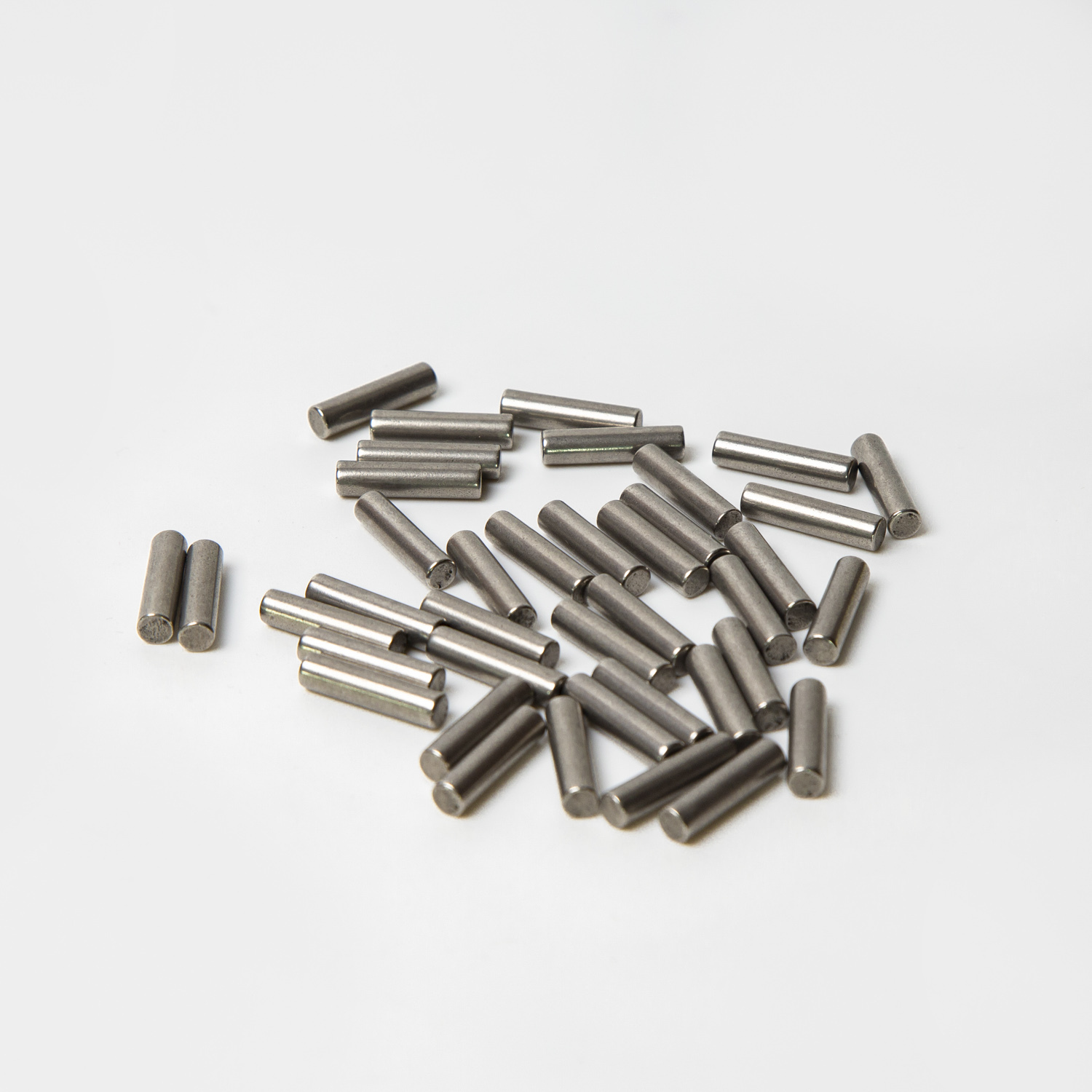 Pin Rod For Motorcycle Roller Chain - Alloy Steel 40cr 45# 20crmnmo 20mn 30crmnti , Heat Treated, Custom Dimensions Available, Sample Provided