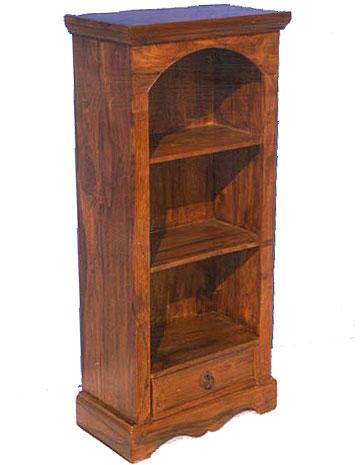 लकड़ी की पुस्तकों की अलमारी