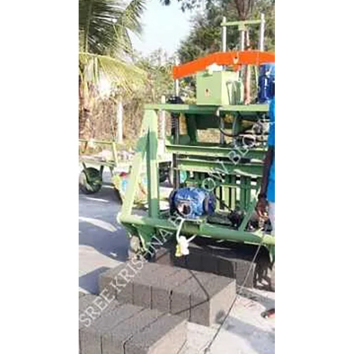 चिदंबरम में खोखला ब्लॉक मशीन