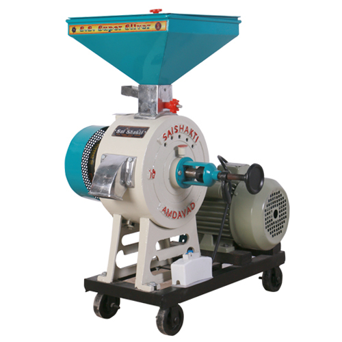 10" X 1.5Hp Regular Open Type Flour Mill - Capacity: 18 To 25 Kg/Hr