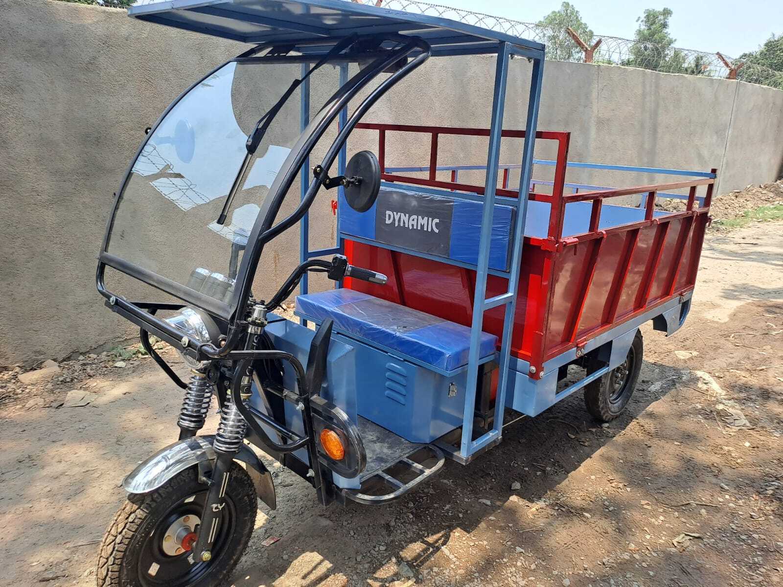 Bricks Loading E Vehicles Battery Life: Up To 3 Years