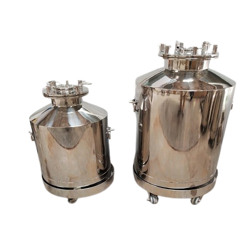 Silver High Grade Stainless Steel Pressure Vessel