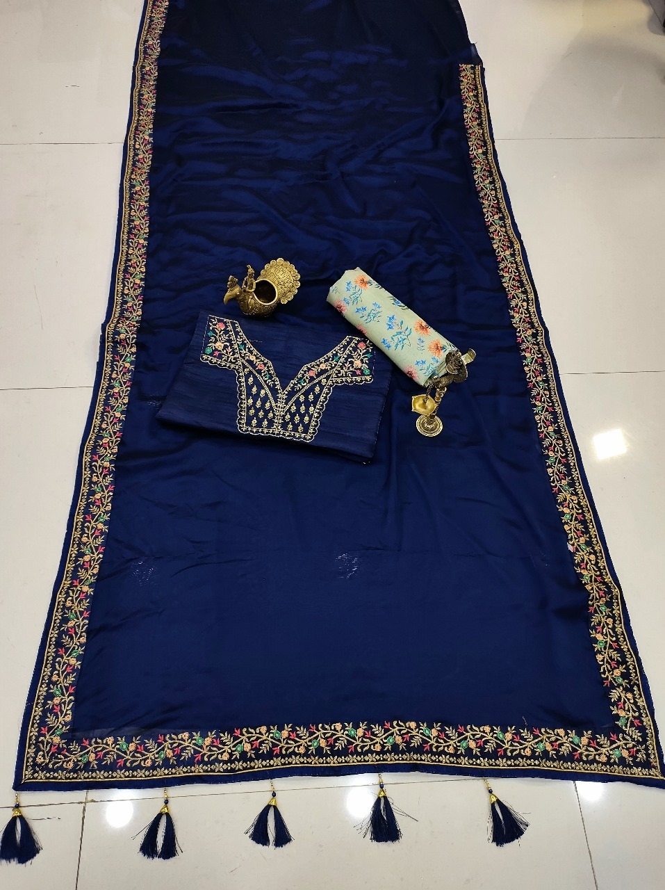 Embroidered Saree - Pure Rangoli Silk With Embroidery Thread Work Full Border, Quick Dry, Anti Wrinkle, Washable, All Season Wear