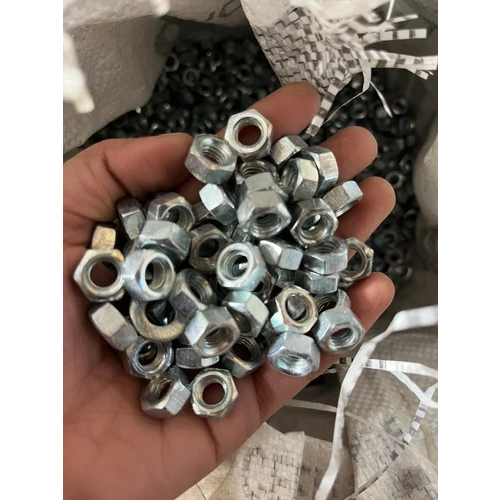 माइल्ड स्टील नट्स