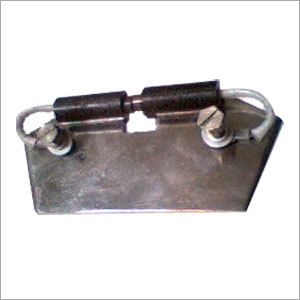 रिटेनिंग प्लेट