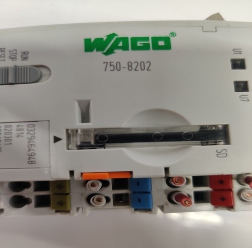 Wago 750-8202 Controller - Plastic Housing, 64x100x71 Mm, 32-bit Arm Cortex | Dual Ethernet, Canopen, Modbus Tcp, Codesys V2.3 Programmable, Web Server, Din-rail Mount