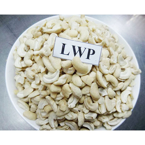 LWP Cashew Nut - First-Class Grade, 4 Pieces, Natural Shape | Freshly Processed, Organic Color, Nutrient-Rich, Additive-Free, Versatile for Snacking and Baking
