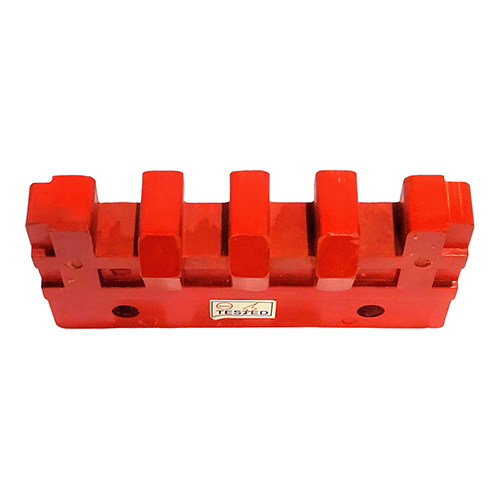 5 Way Dmc Moulded Finger Type Busbar Support Application: Industrial
