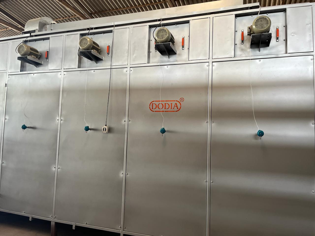 Conveyor Type Automatic Nut Roasting Machine - 50-1000 Kg/hr Capacity, Plc Control System, Easy Operation & Cleaning, 1-year Warranty