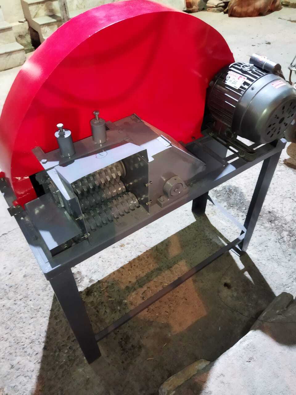 Automatic Gear Model Ms Body Electric Chaff Cutter - Capacity: 400-600 Kg/hr
