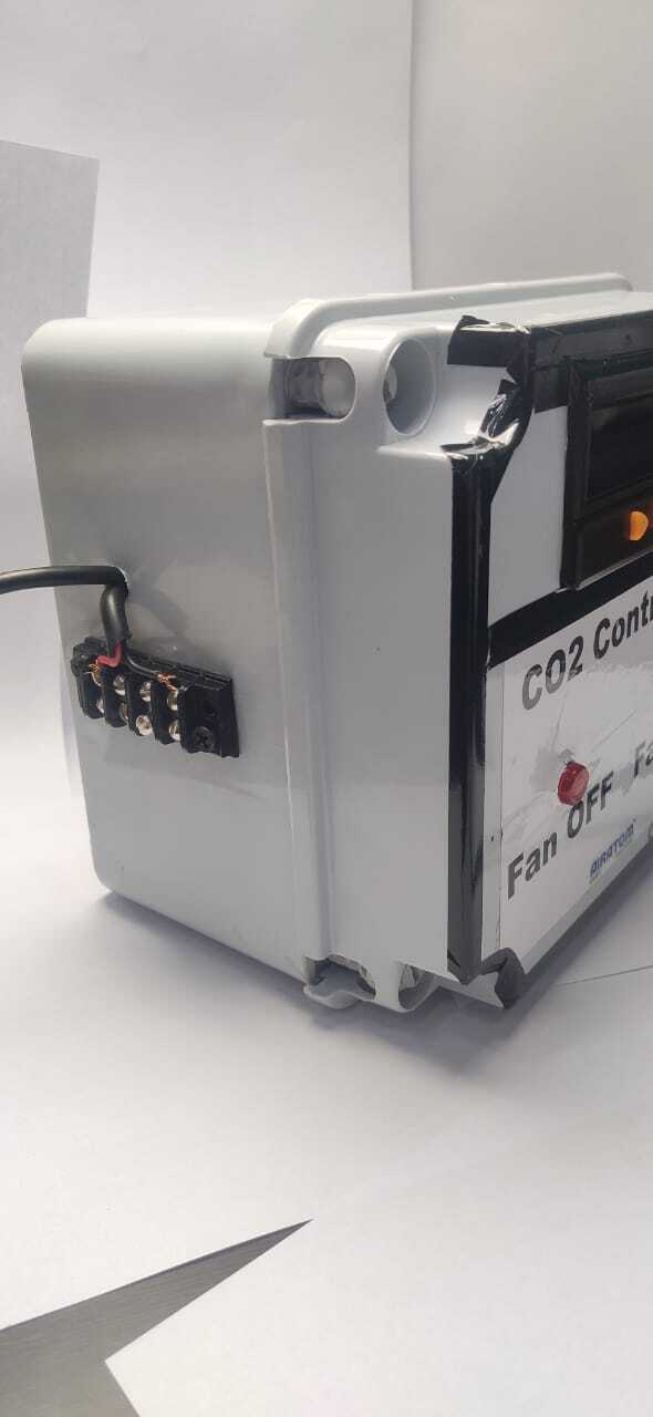 Digital High-accuracy Co2 Controller - Operate Method: Manual