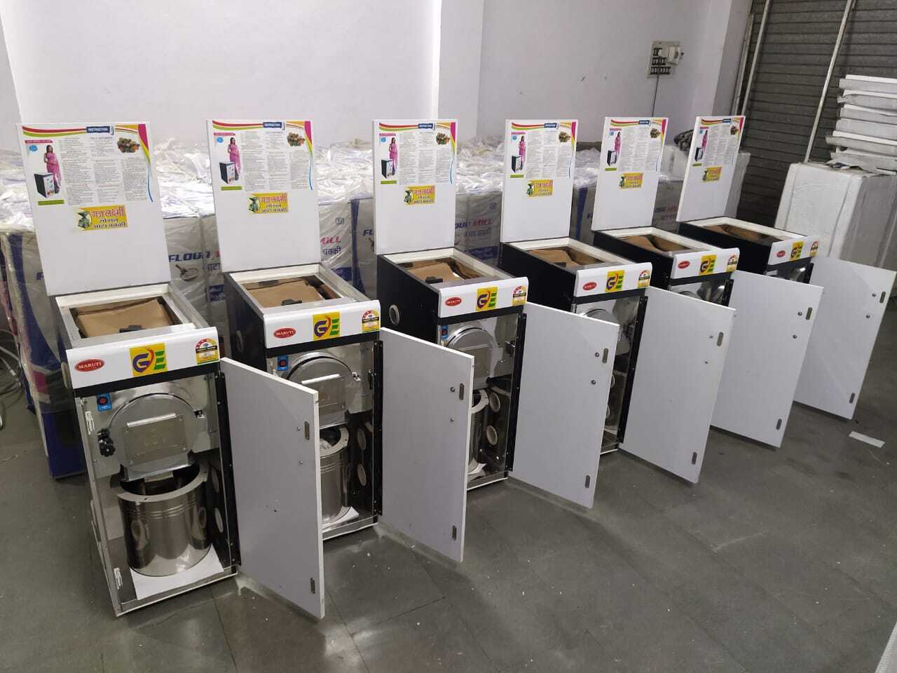 1-3 Hp Motor Power White Automatic Box Type Atta Chakki Capacity: 10-12 Kg/hr