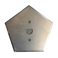 पेंटागन ब्लेड