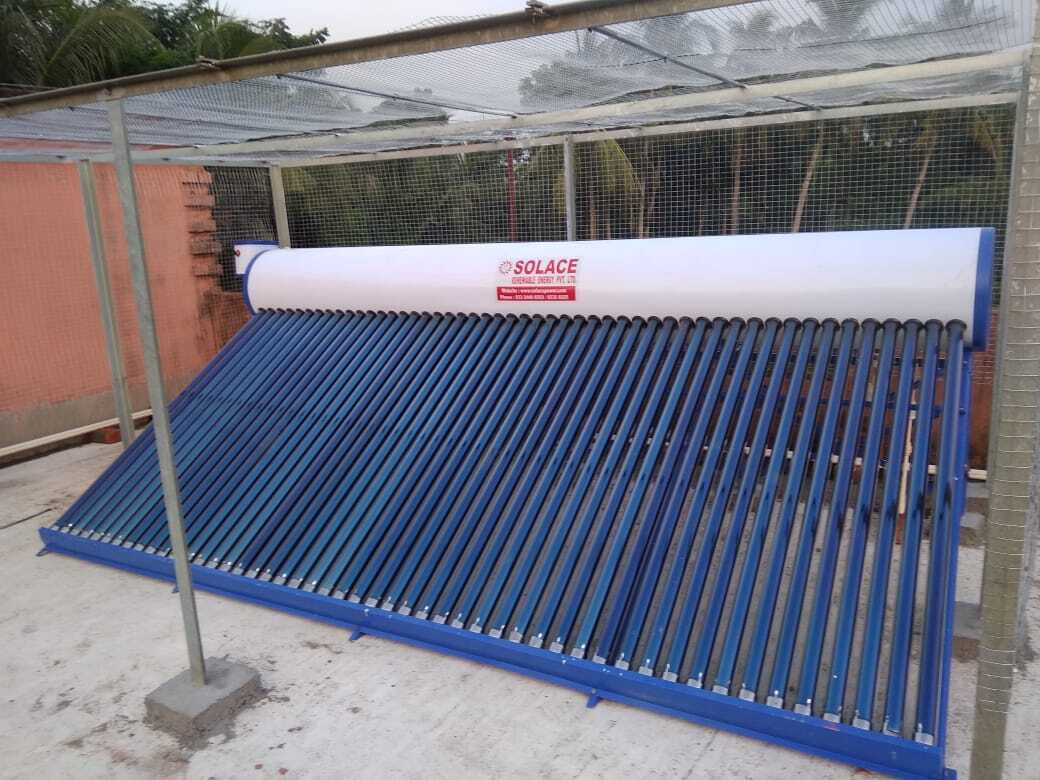 Solar Water Heater System Size: 100 Lpd