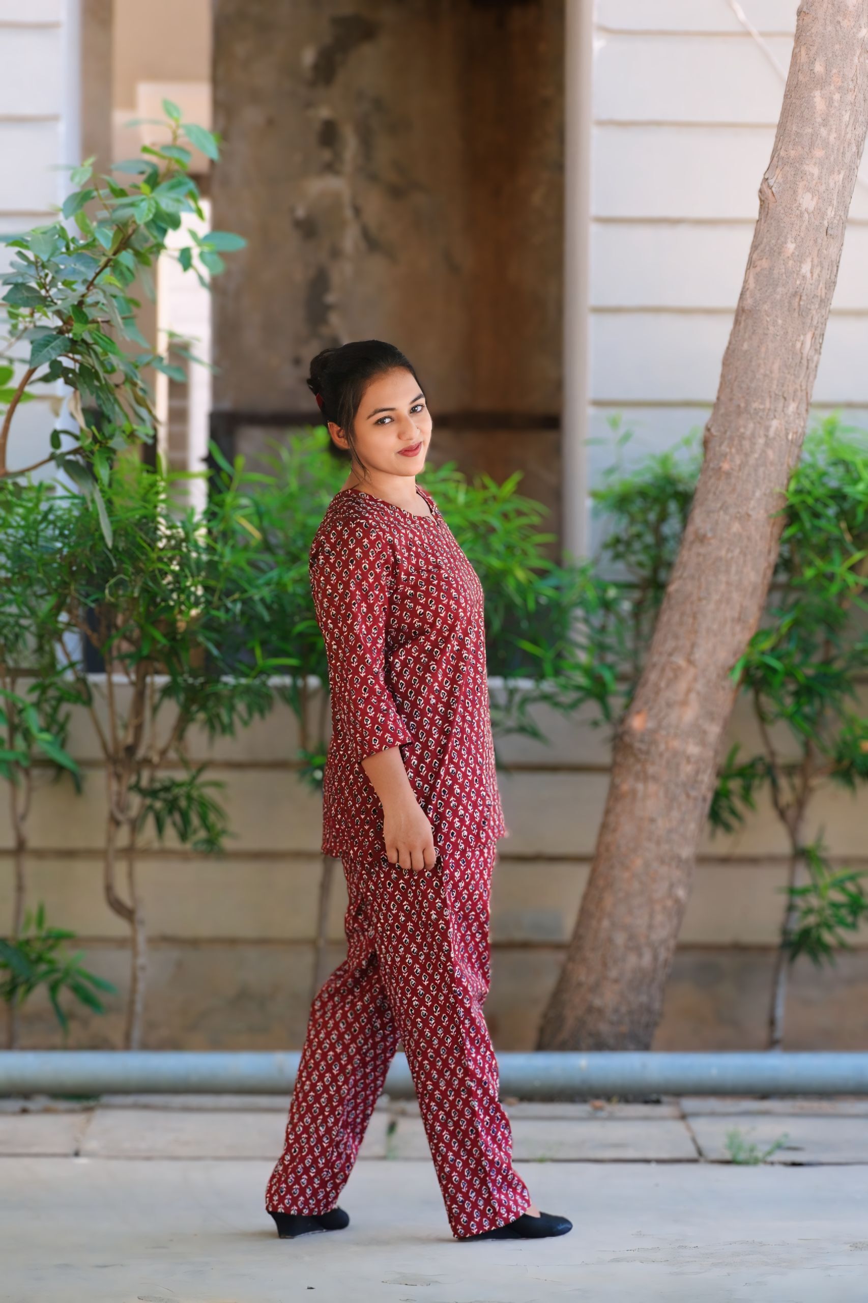 Ladies Night Suit - Cotton, S To Xxl Size, Maroon Color, Printed Fabric | Stylish And Trendy Sleeveless Ethnic Wear With Customized Logo, Perfect For Summer And Casual Wear