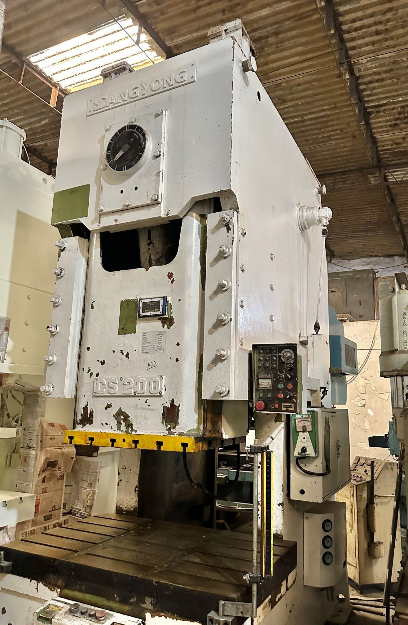 1422 Ssangyong C Frame Single Crank Press Application: Industrial