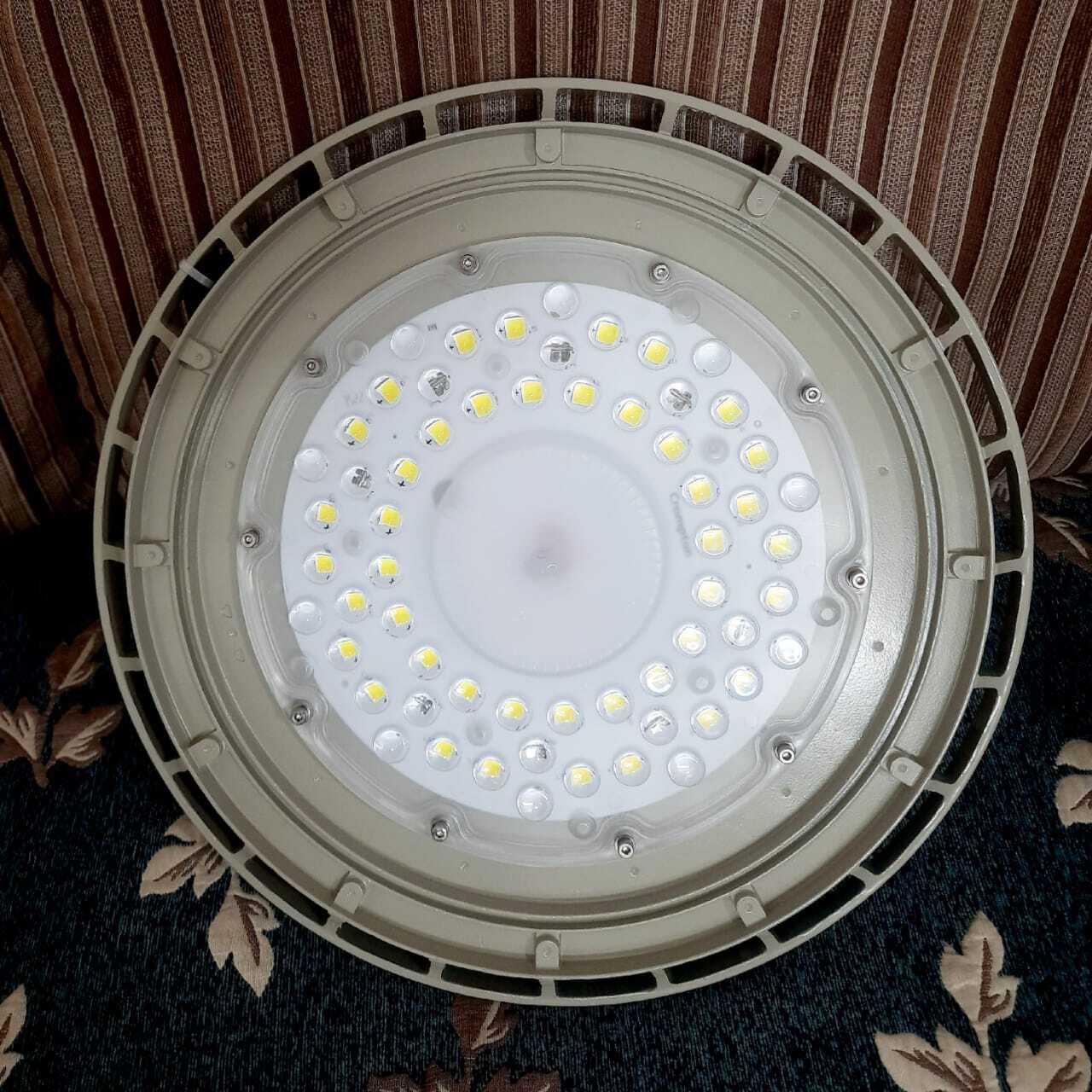 High Bay Light - Polycarbonate & Mild Steel, Round Shape, 230 Volt Input Voltage, Integrated Circuit Control, Condenser Diffuser For Brightness