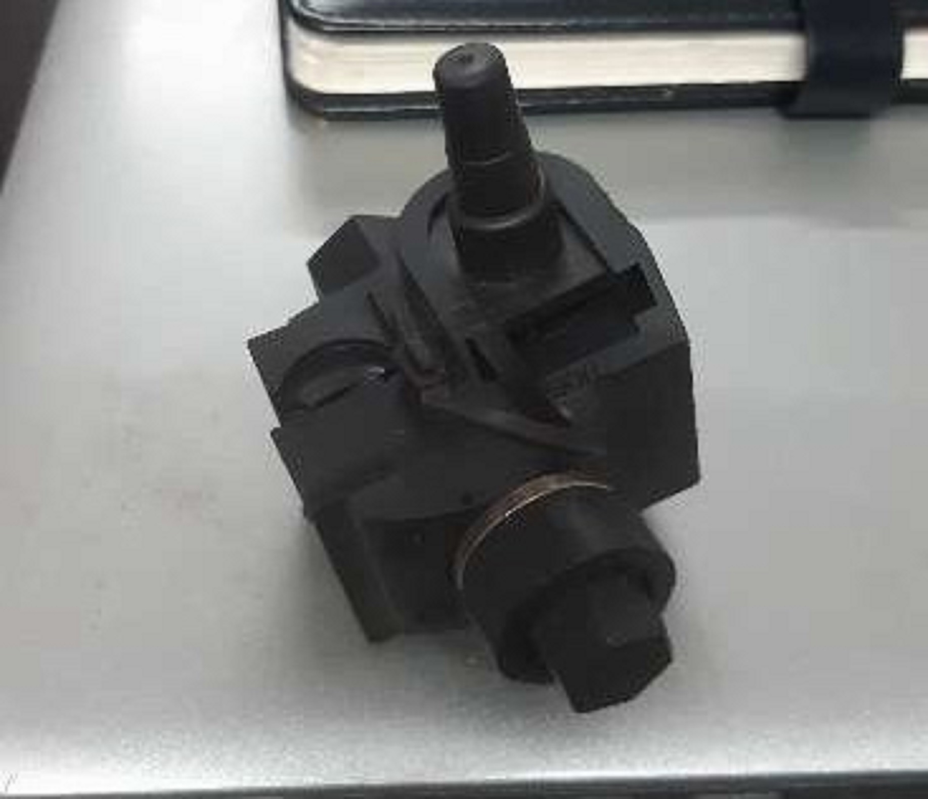 Insulated Piercing Connector - Nylon, 40x30x25 Mm, Black | 600v Voltage Rating, 50a Current Rating, Connects Insulated Wires