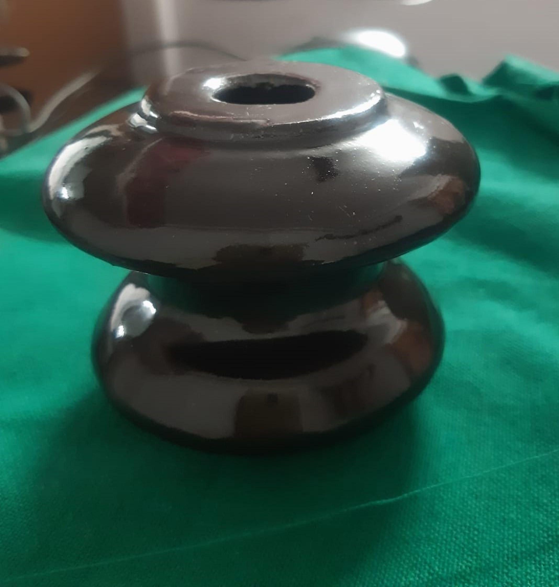 Lv Shackle Insulator