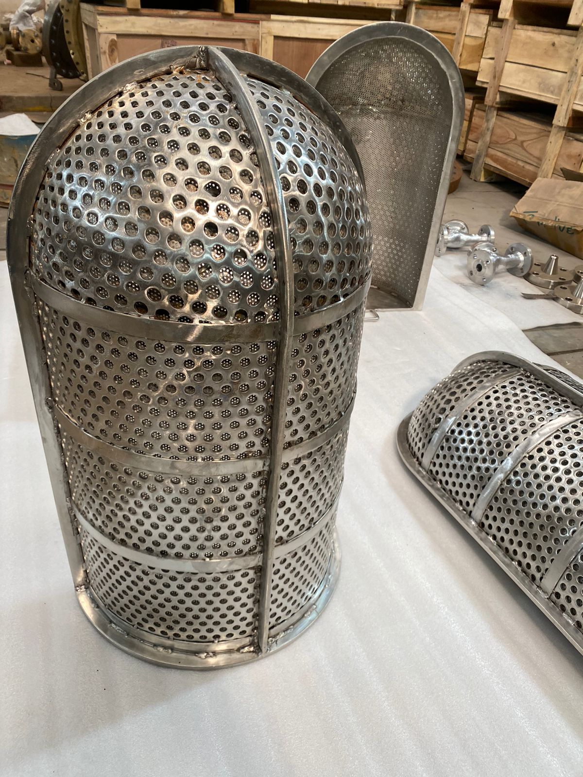 Stainless Steel T Type Stainer Efficiency (%): As A Customer Reqvirement