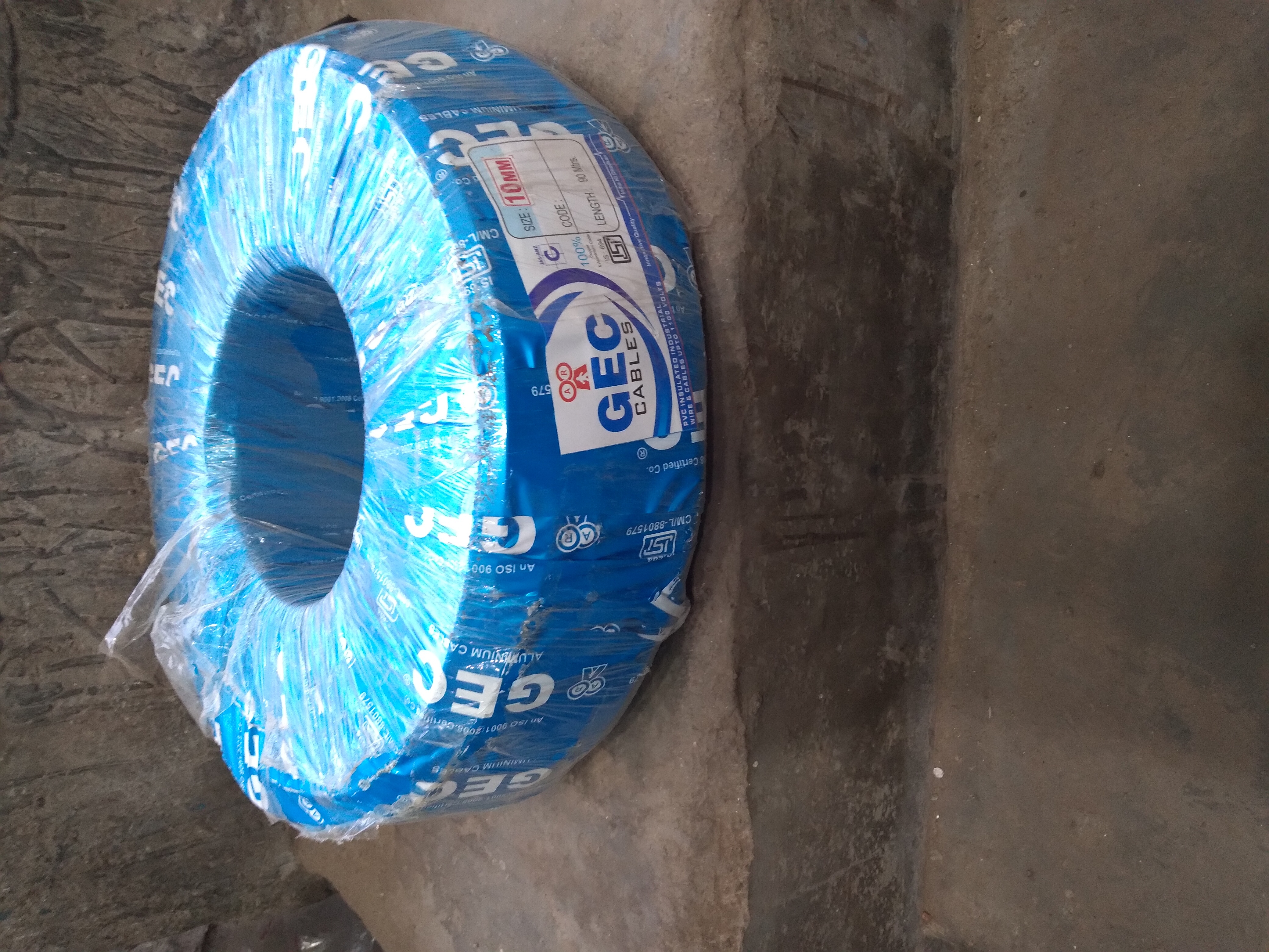 Flat Twin Aluminium Service Cable Isi (2.5 , 4mm, 6mm, 8mm, 10mm) - Insulation Material: Fresh Pvc