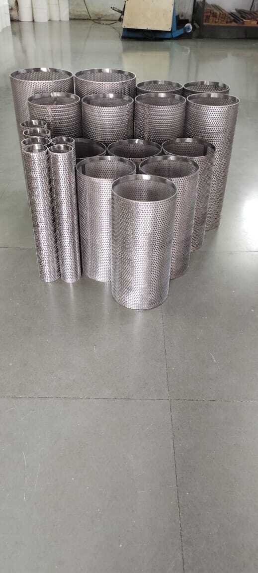 Y Type Stainer - Stainless Steel, >24 Inch Size, Flange End Connection | Ideal For Air Media, Custom Dimensions Available, Lightweight Design