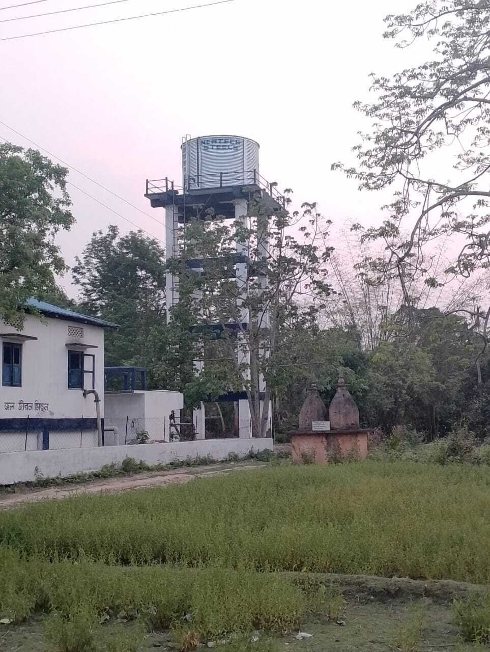 Grey Zinc Aluminium Tank