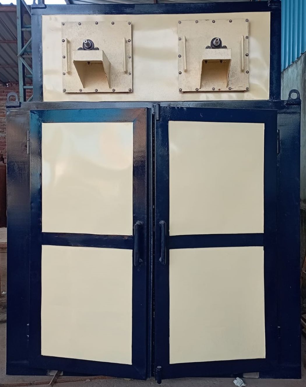 Conveyorized Powder Coating Plant - 450v, Semi-automatic & Fully Automatic Options | Zero Powder Waste, Eco-friendly Design, Robust Safety Features, Customizable Layout