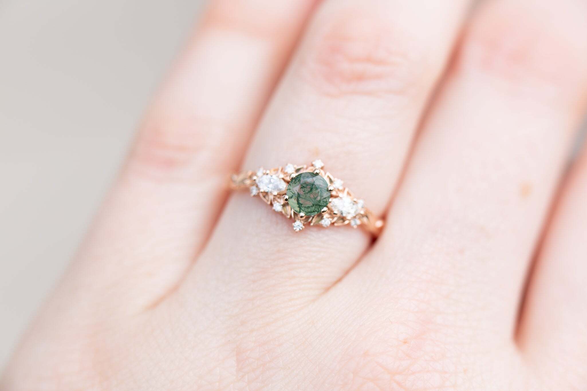 Round Lab Grown Diamond Briar Rose Three Stone With Moss Agate, Diamond Ring - Diamond Carat Weight: 1 Carat