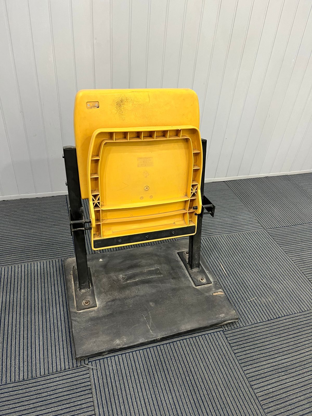 Stadium Tip Up Chair - Polypropylene With Metal Stand, 16"x14"x14" - Uv Protected, Custom Color Options