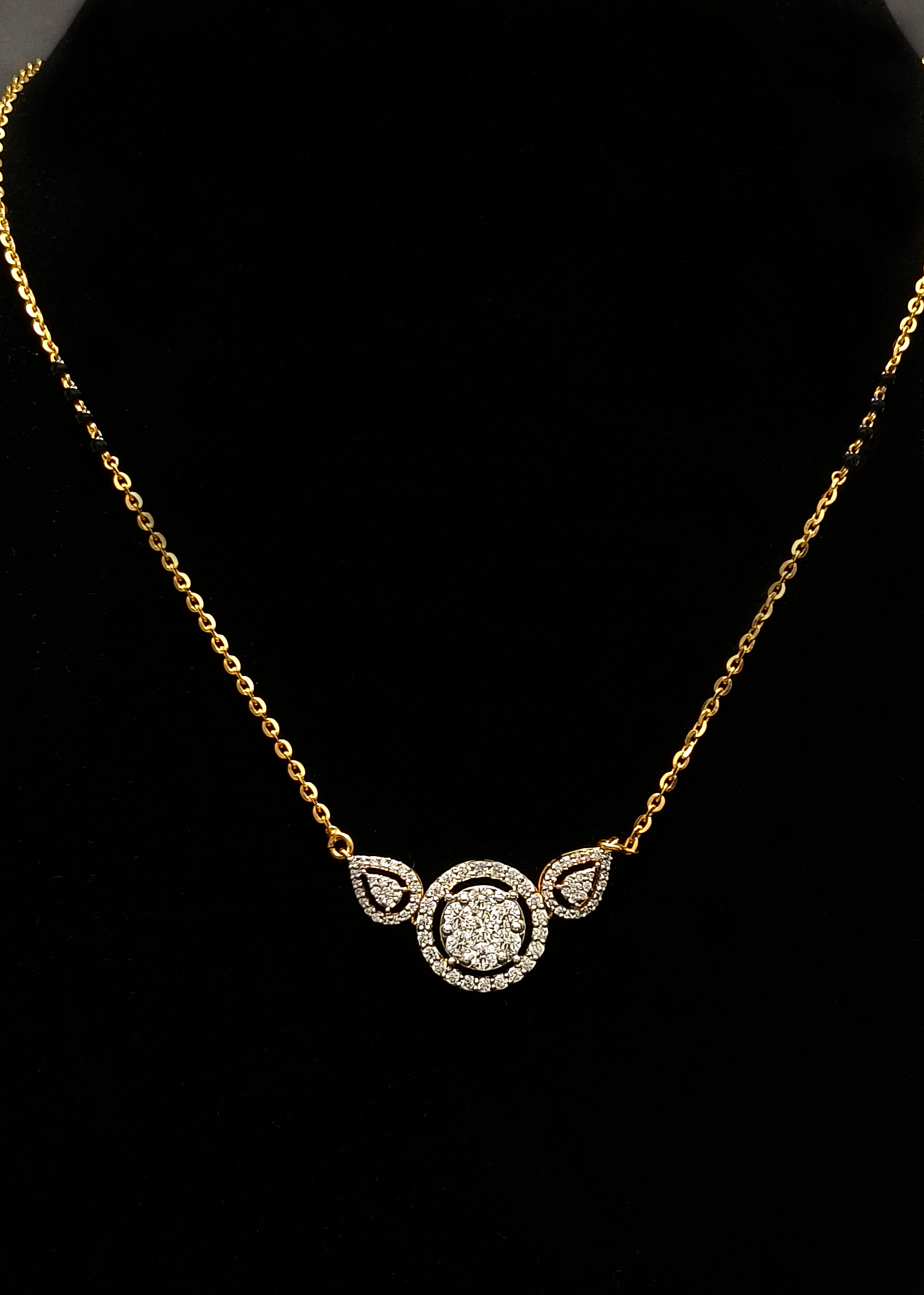 Natural Diamond Illusion Pressure Setting Solitaire Mangalsutra