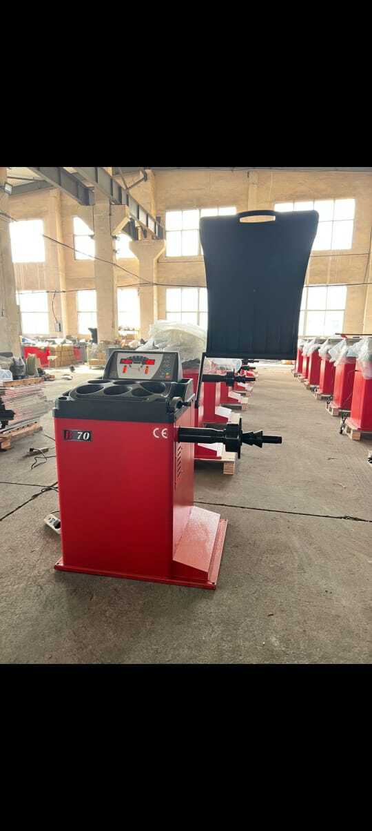 Digital Wheel Balancing Machine - Mesh Type: Normal