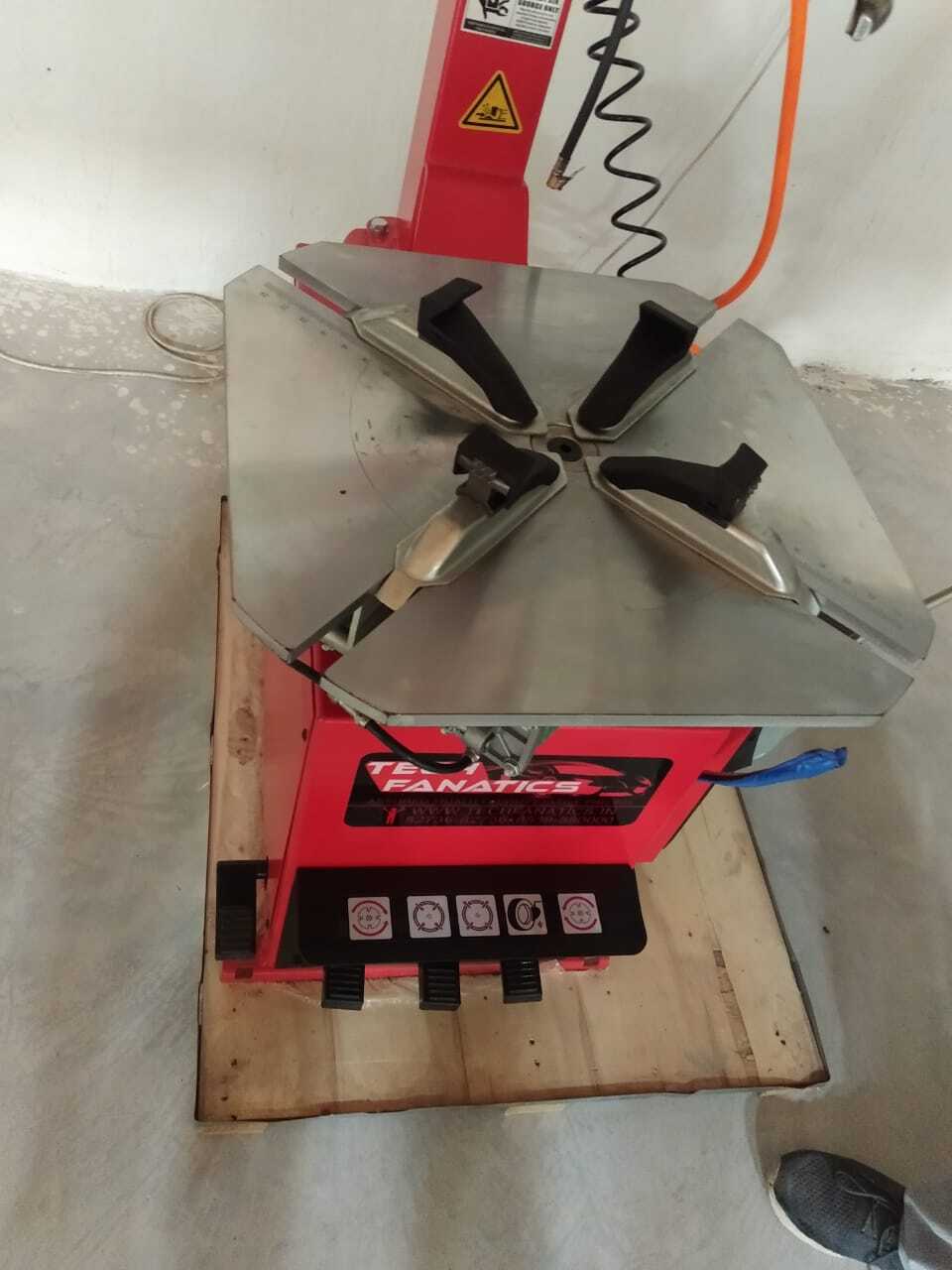 Automatic Tyre Changer Machine - Mesh Type: Normal