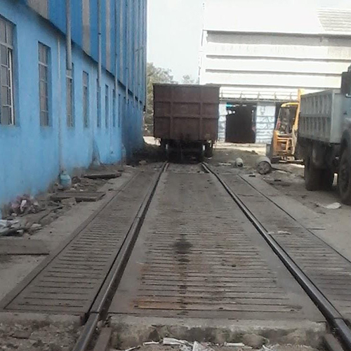 Rail Static Weighbridge - Steel Construction, Custom Size Options | Electric Power Supply, Advanced Load Cell Technology, Precise and Reliable Measurement