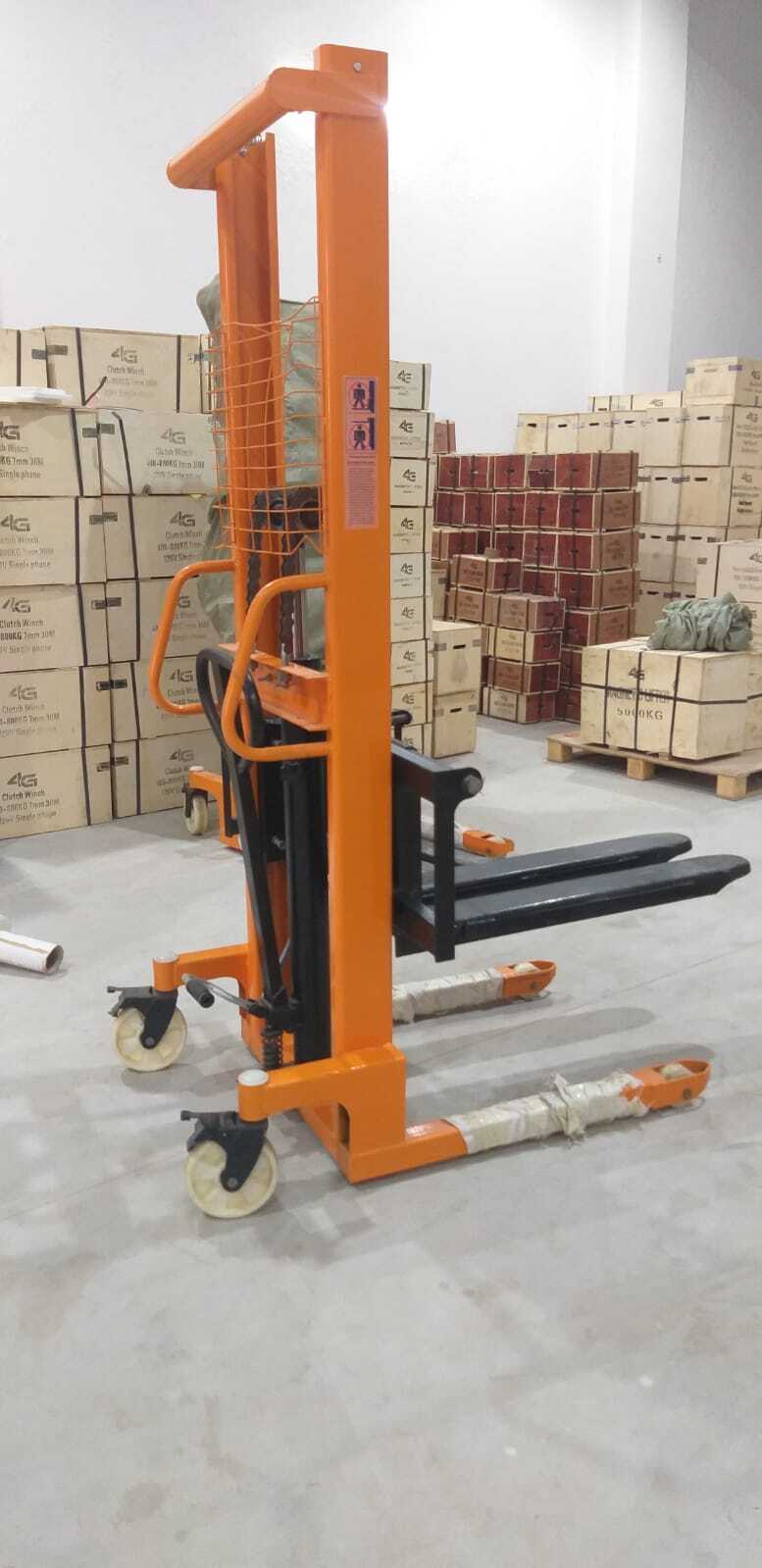 Manual Stacker - 2000 Kg Lifting Capacity, New Condition, Yellow Color | 1 Year Warranty, All Size Usage