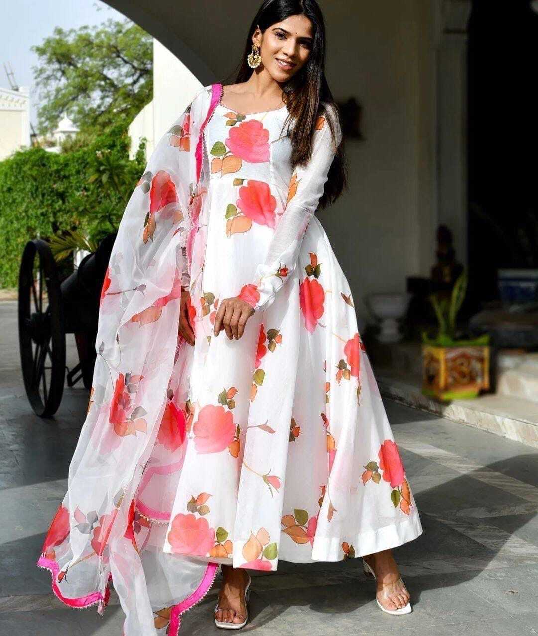 Ladies Stylist Gown- - Color: As Per Image