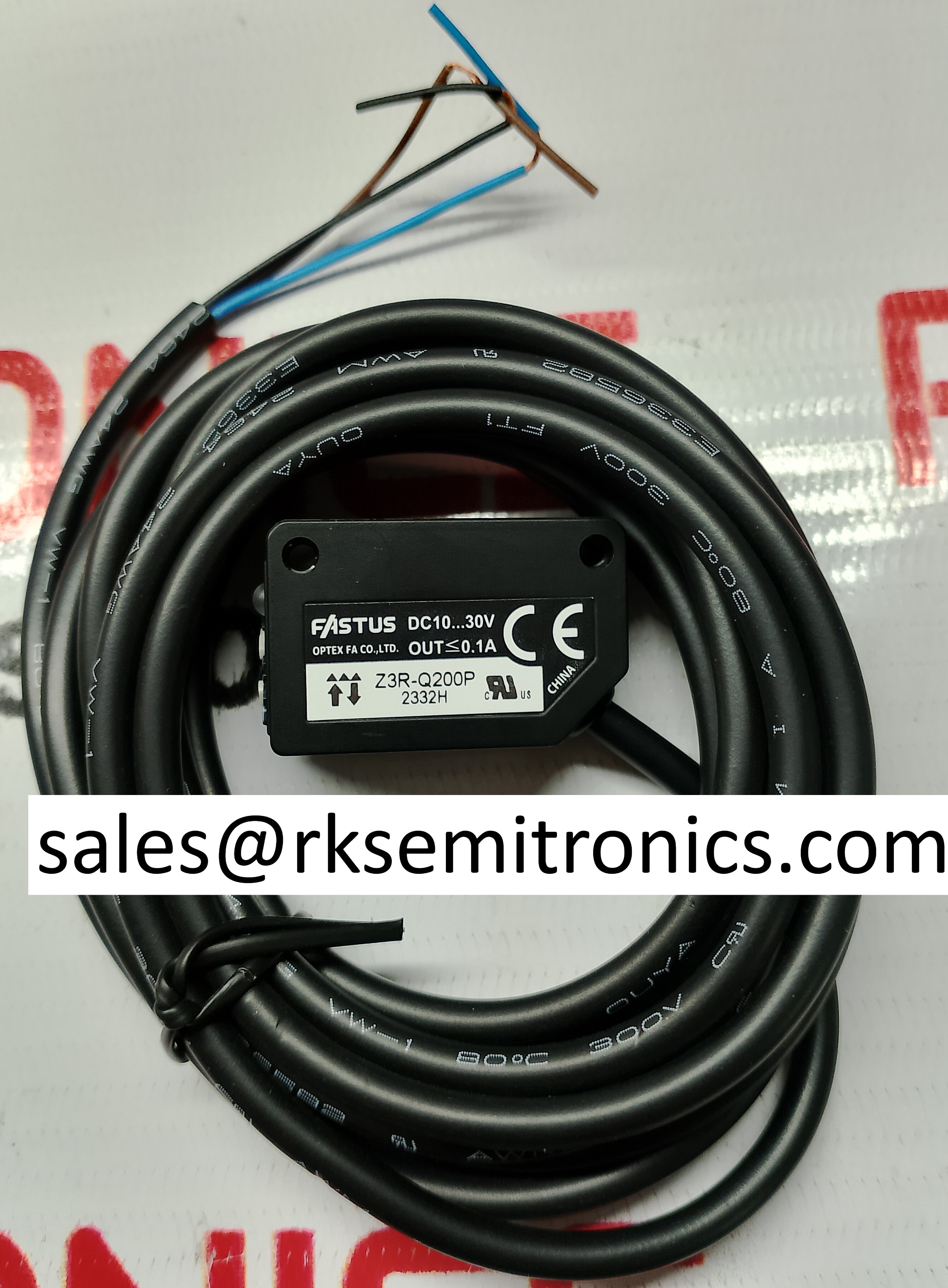 Z3r-q200p Red Led Pol Retro