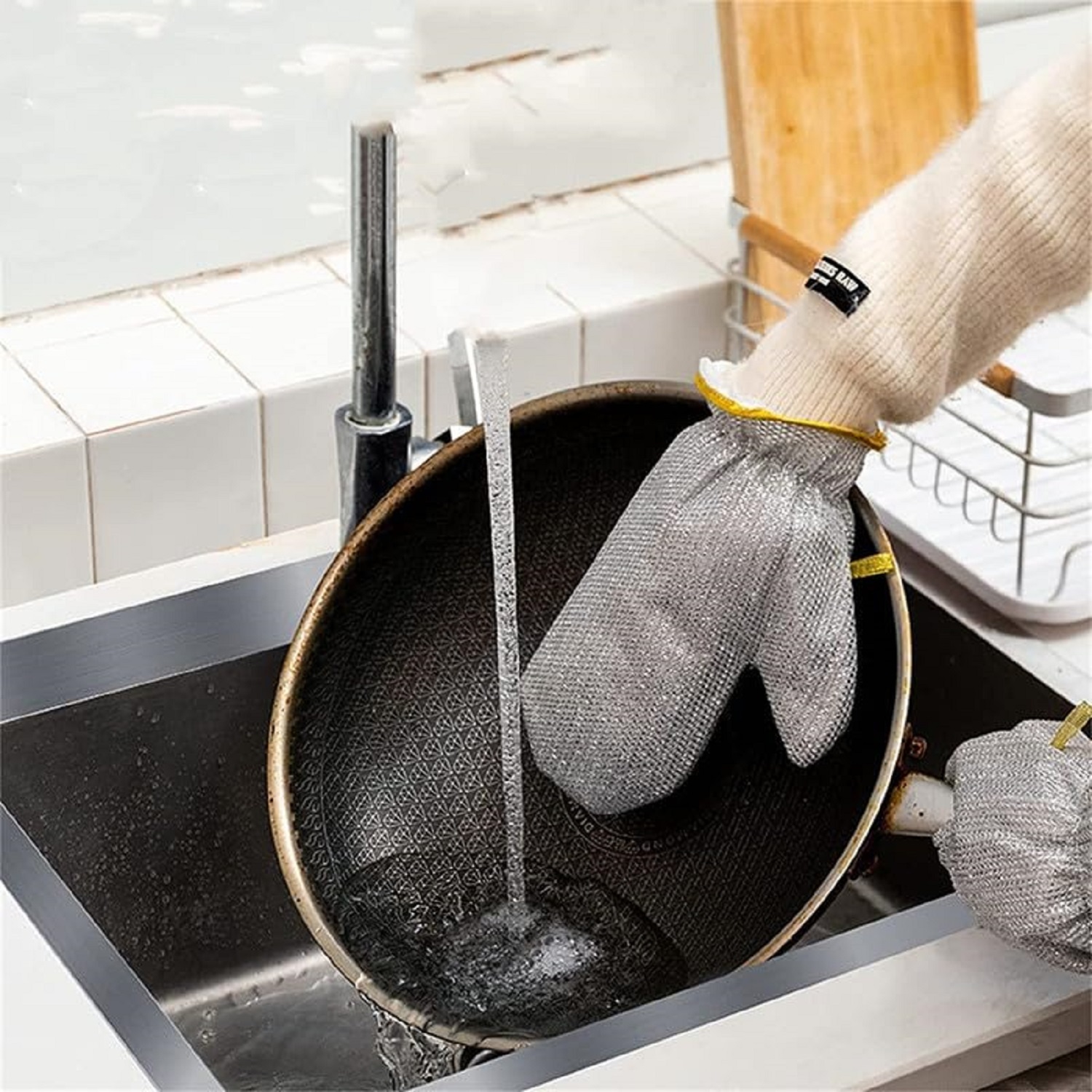 Reusable Wire Dishwashing Gloves - Stainless Steel Wire & Pvc, Standard Size, Silver & Grey | Waterproof, Latex-free, Anti-slip, Dishwasher Safe