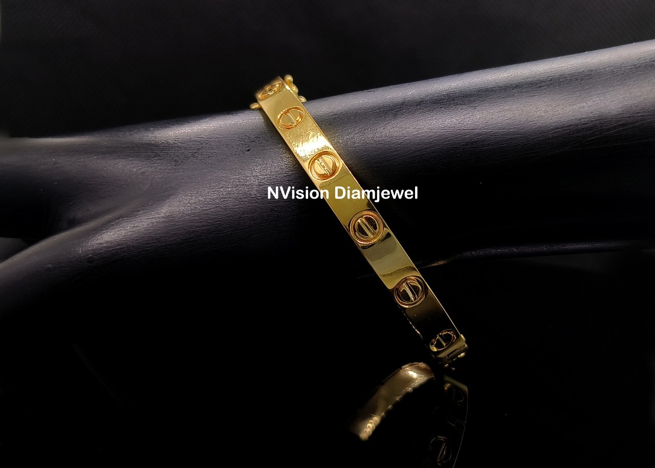 18kt Gold Classic Eternal Bond Luxury Screwa Bracelet
