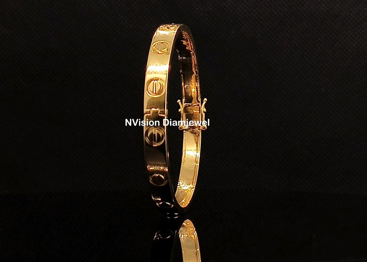 18kt Gold Classic Eternal Bond Luxury Screwa Bracelet