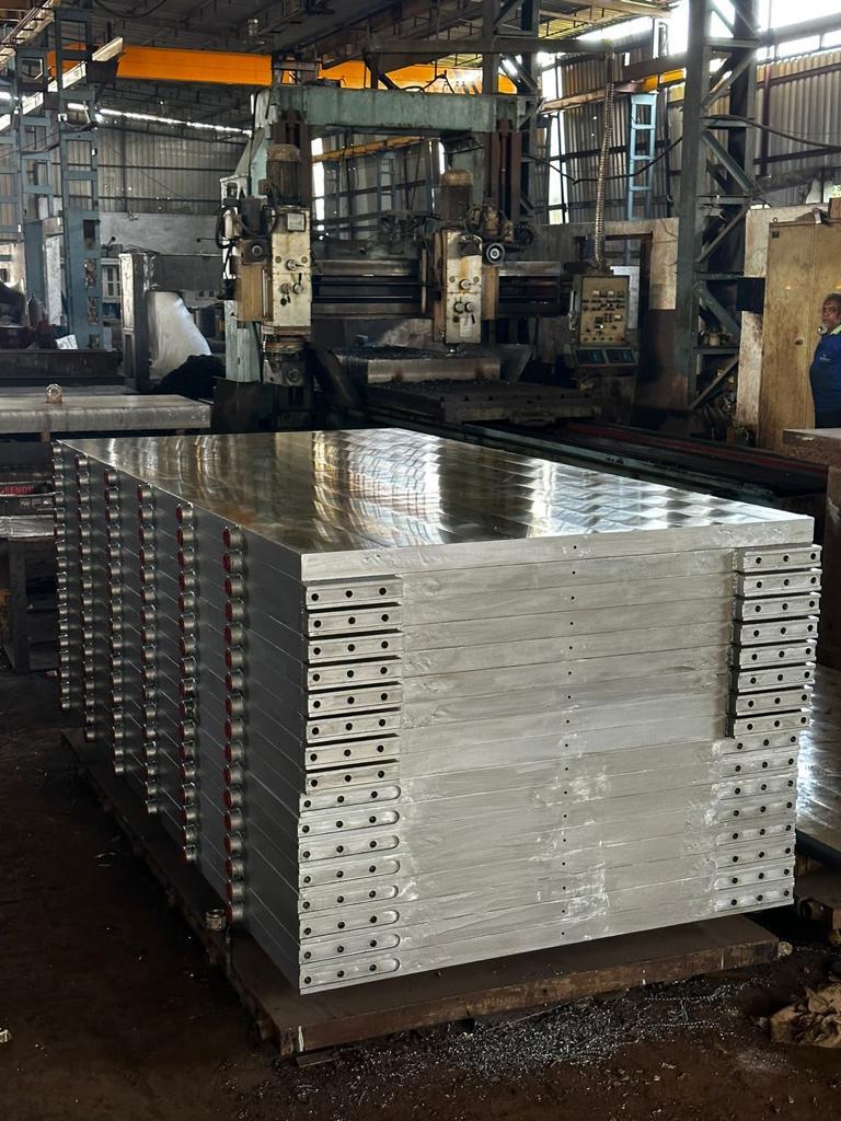 Automatic Hydraulic Laminate And Plywood Press Platen